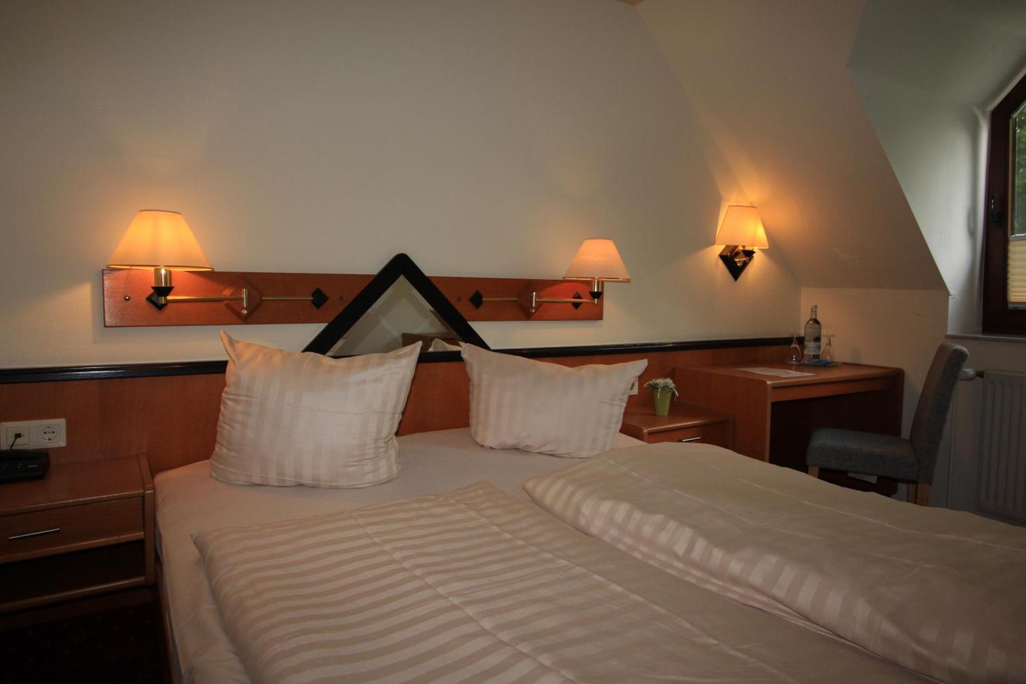 Hotel Reke Plau am See Bagian luar foto