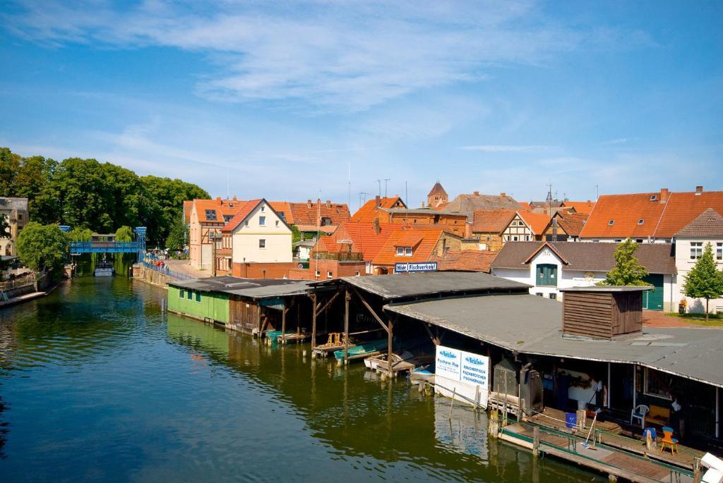 Hotel Reke Plau am See Bagian luar foto